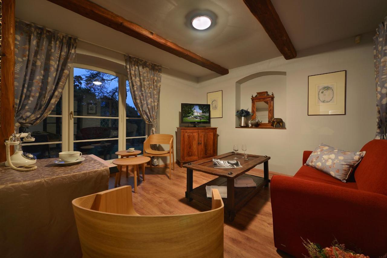 Chateau Loucen Garden Retreat Екстериор снимка