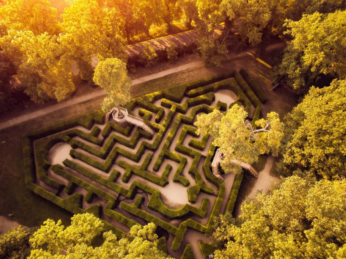 Chateau Loucen Garden Retreat Екстериор снимка