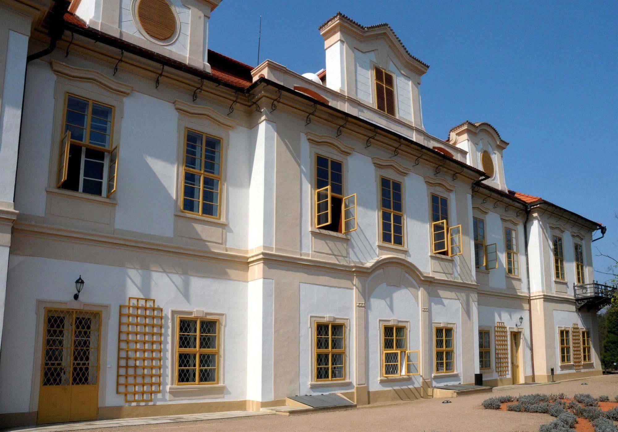 Chateau Loucen Garden Retreat Екстериор снимка