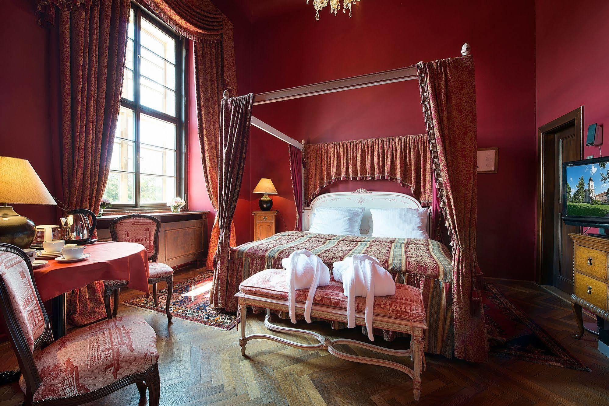 Chateau Loucen Garden Retreat Екстериор снимка