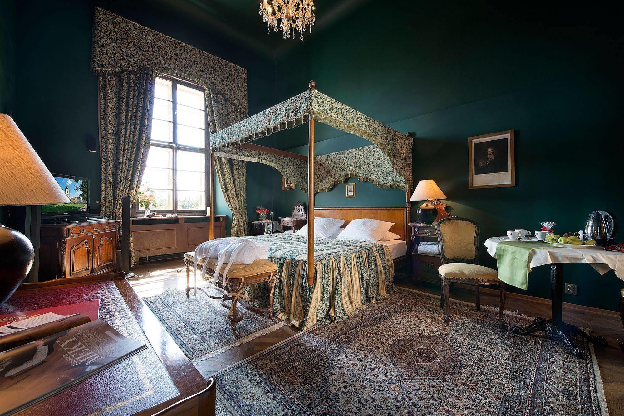 Chateau Loucen Garden Retreat Екстериор снимка